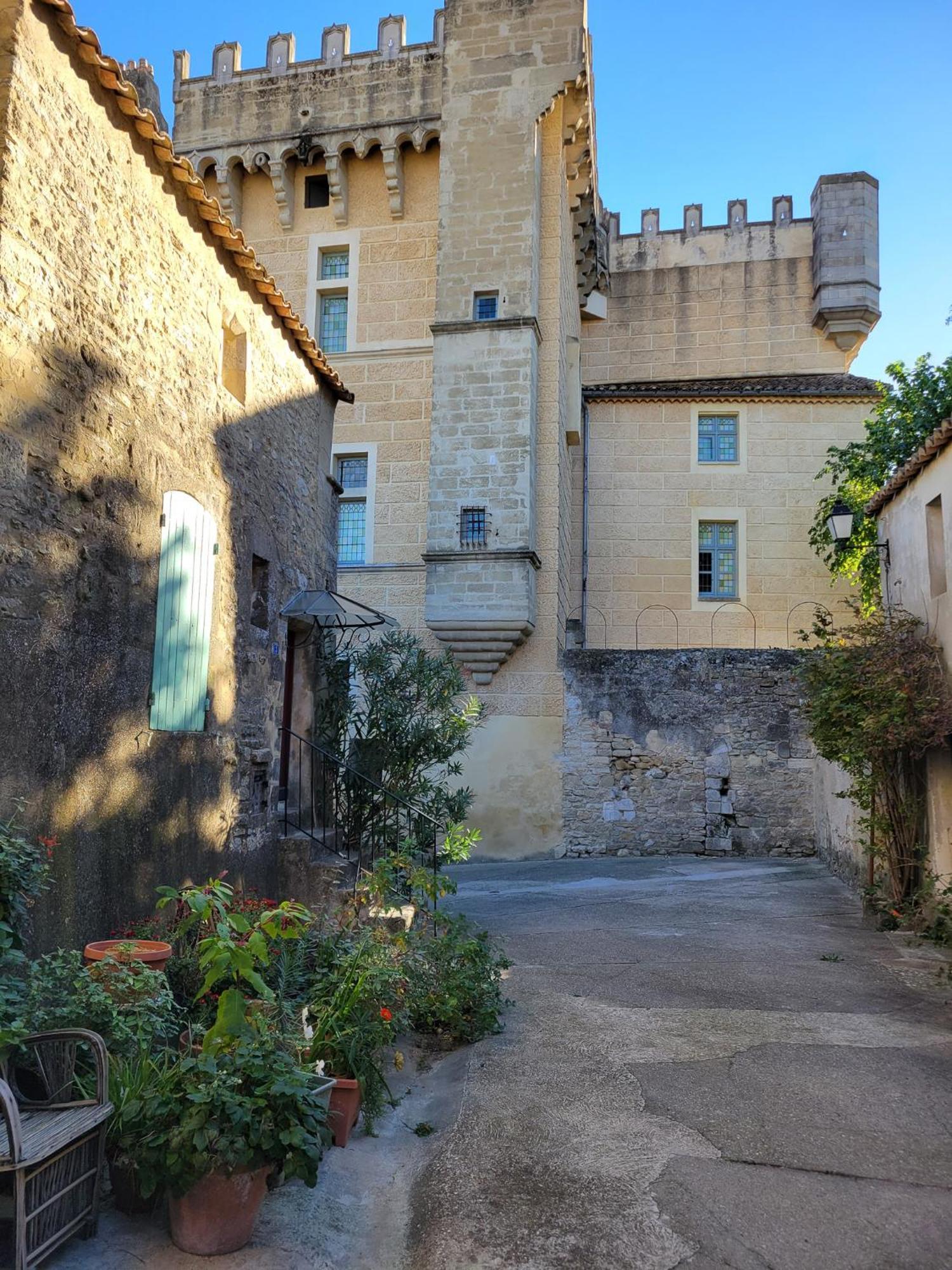 Studio Spacieux De Caractere Montaren-et-Saint-Médiers Εξωτερικό φωτογραφία